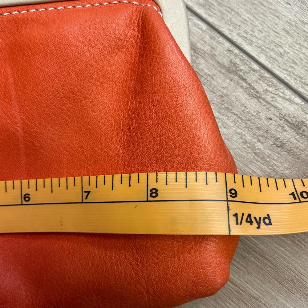 Vintage Liz Claiborne Leather Kiss-lock Wristlet - Picture 9 of 10